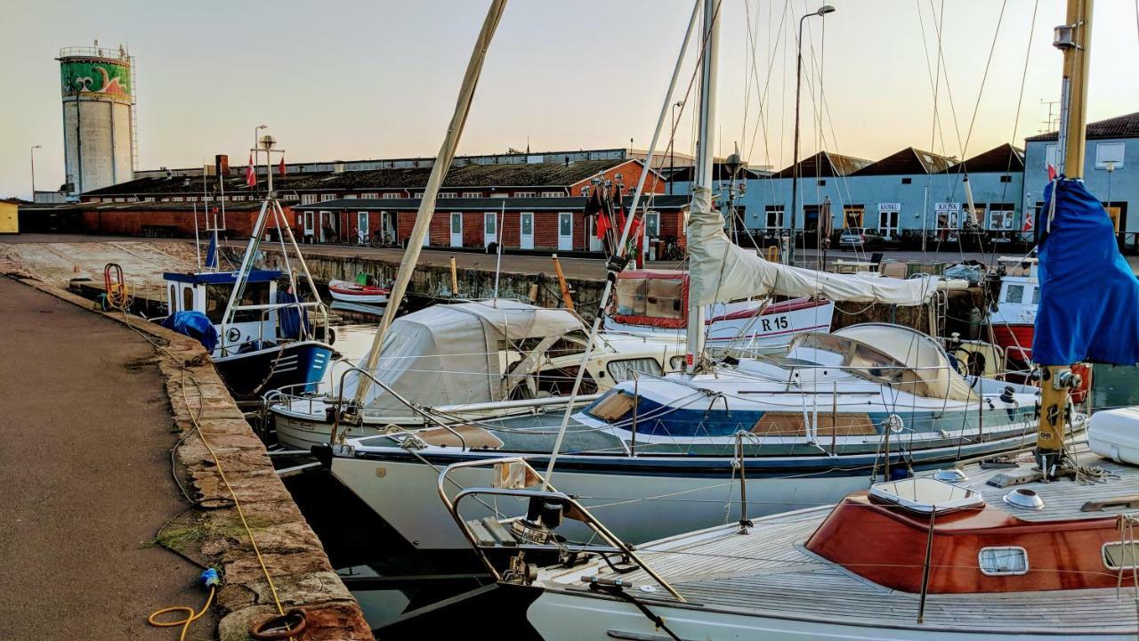 موتيل Neksø Harbour Sleep المظهر الخارجي الصورة
